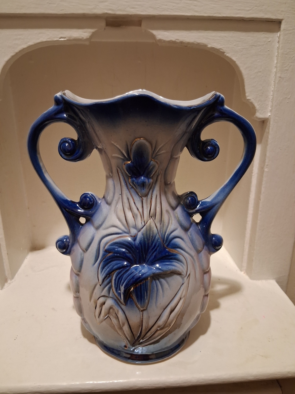 Vintage Lusterware Hand Painted Twin Handled Vase - Picture 8 of 15